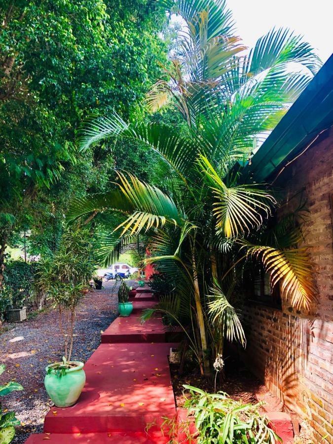 Cabanas Laboulaye Puerto Iguazu Bagian luar foto